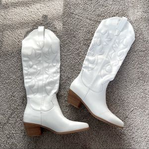 White western cowgirl boots